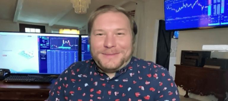 Guy wakes up to find more than $1 trillion deposited into his account Guy wakes up to find more than $1 trillion deposited into his account