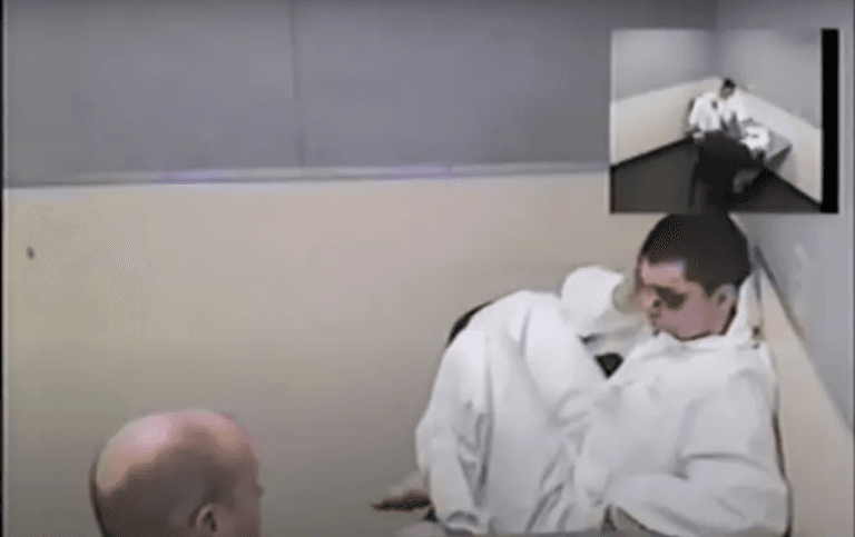 Murder suspect interrogated for 6 hours before police realise he’s been shot in the face Murder suspect interrogated for 6 hours before police realise he’s been shot in the face