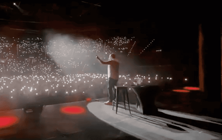 Jason Manford releases ‘Assembly Bangers’ single for charity – and you’ll know all the words Jason Manford releases ‘Assembly Bangers’ single for charity – and you’ll know all the words
