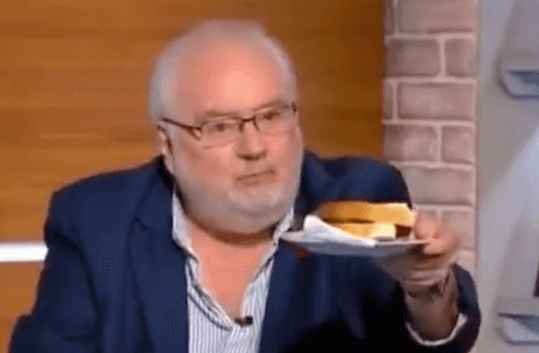 Anti-vegan ‘sausage expert’ tricked into eating ‘luscious and lovely’ vegan sausage Anti-vegan ‘sausage expert’ tricked into eating ‘luscious and lovely’ vegan sausage