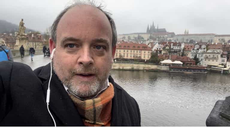Man travels to ten countries in 24 hours – using just public transport Man travels to ten countries in 24 hours – using just public transport