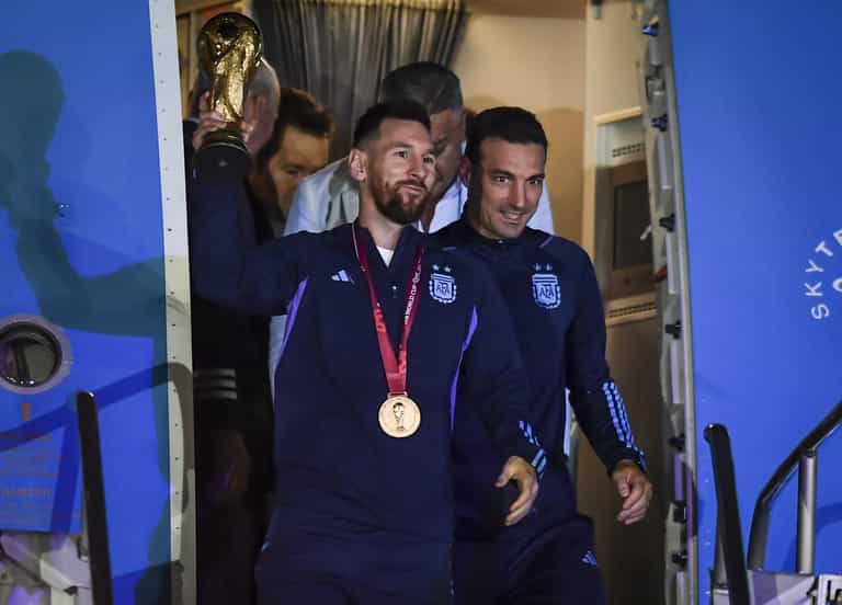 Argentina’s footballers land in Buenos Aires as national holiday is declared in the country Argentina’s footballers land in Buenos Aires as national holiday is declared in the country