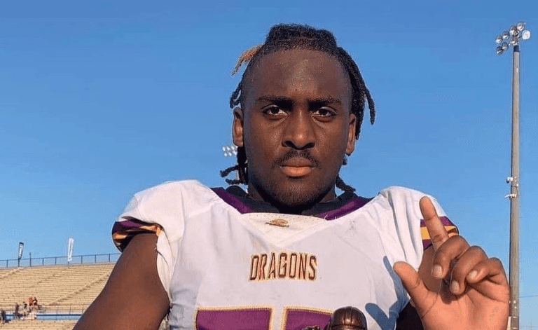 Nobody believes this ‘future NFL star’ is just 12-years-old Nobody believes this ‘future NFL star’ is just 12-years-old