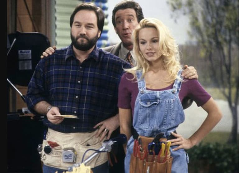 Pamela Anderson claims Tim Allen flashed his penis at her on set in explosive tell-all autobiography Pamela Anderson claims Tim Allen flashed his penis at her on set in explosive tell-all autobiography
