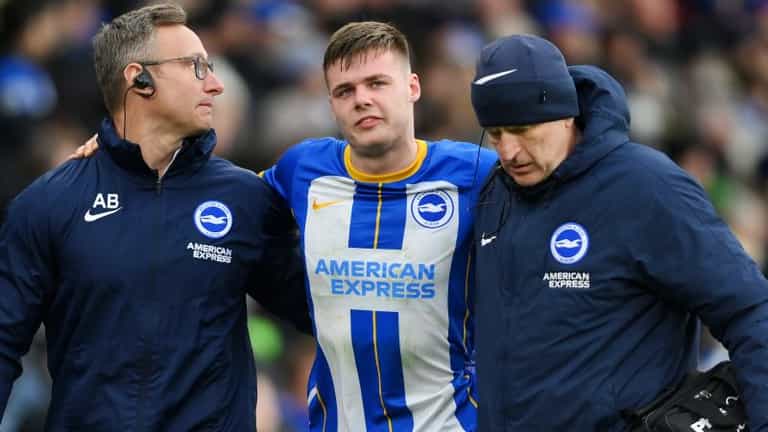 Former England captain says Fabinho should have been sent off for Evan Ferguson challenge Former England captain says Fabinho should have been sent off for Evan Ferguson challenge