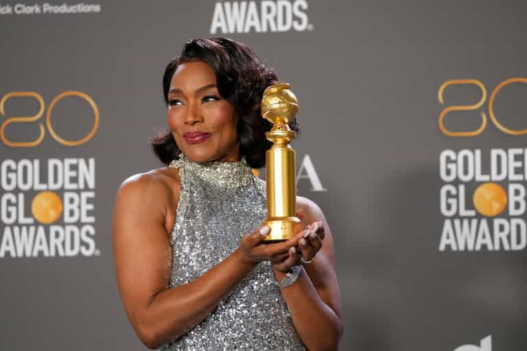 Angela Bassett makes history as the first actress to win major award for a Marvel movie Angela Bassett makes history as the first actress to win major award for a Marvel movie