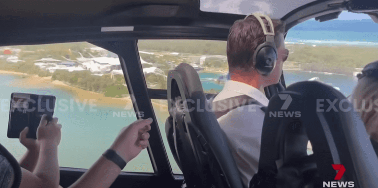 Passenger recorded moment he tried to get pilot’s attention to stop fatal helicopter crash Passenger recorded moment he tried to get pilot’s attention to stop fatal helicopter crash
