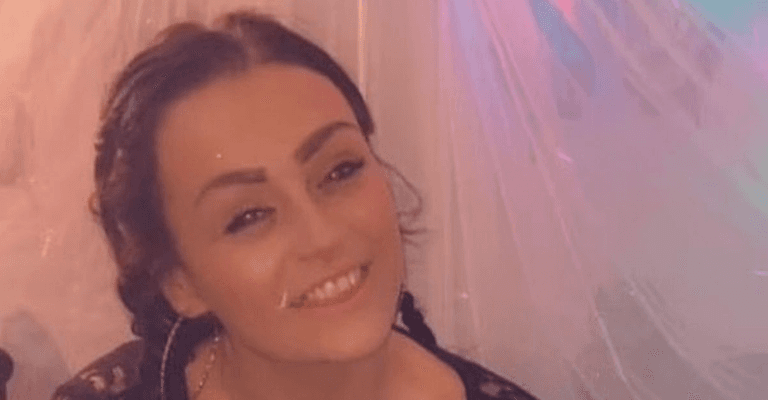 Mum who groomed boy, 15, into sexual relations and took photos spared jail Mum who groomed boy, 15, into sexual relations and took photos spared jail