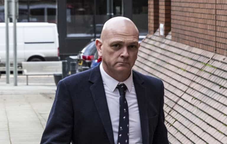 Cop who took pic of teen’s breasts then texted, ‘god I’d do you’ claimed there was ‘nothing sexual’ about it Cop who took pic of teen’s breasts then texted, ‘god I’d do you’ claimed there was ‘nothing sexual’ about it