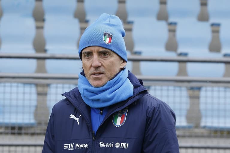 Roberto Mancini defends children ‘blacking up’ as Victor Osimhen Roberto Mancini defends children ‘blacking up’ as Victor Osimhen