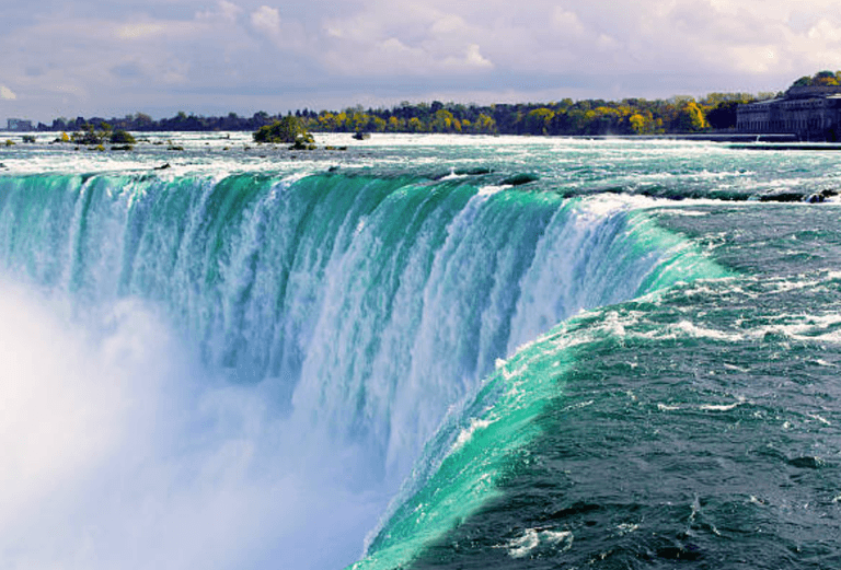 Mum deliberately jumps off Niagara Falls with five-year-old son during vacation with husband Mum deliberately jumps off Niagara Falls with five-year-old son during vacation with husband