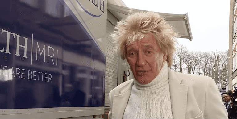 Sir Rod Stewart pays for patients’ scans at a mobile unit in Essex Sir Rod Stewart pays for patients’ scans at a mobile unit in Essex