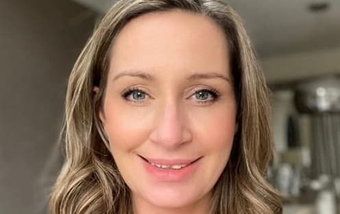 Police seal off all roads close to where Nicola Bulley went missing