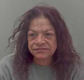 Woman tried to saw boyfriend’s head off with a bread knife after stabbing him 29 times – but he survived Woman tried to saw boyfriend’s head off with a bread knife after stabbing him 29 times – but he survived