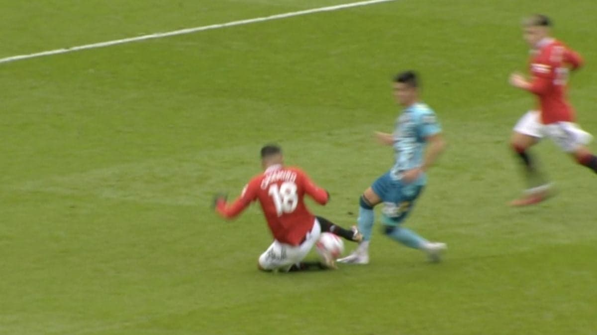 The reason why Casemiro will receive a four-match ban for red card