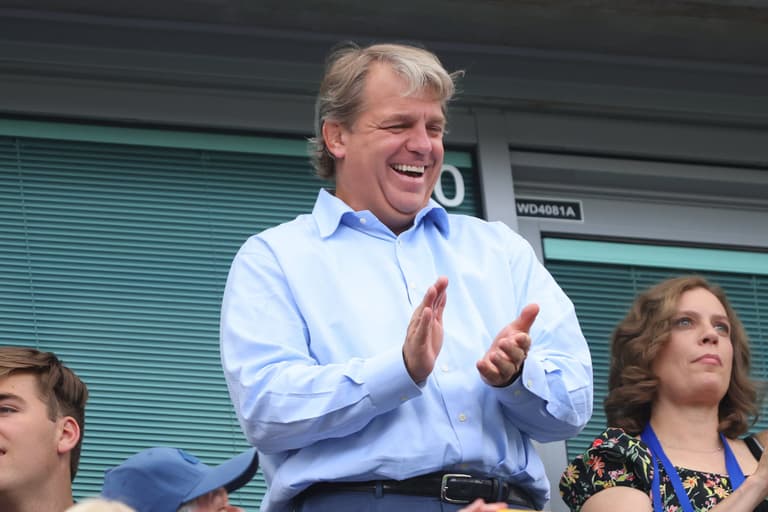 Todd Boehly blames Roman Abramovich for ‘tasteless’ moment in new Ted Lasso series Todd Boehly blames Roman Abramovich for ‘tasteless’ moment in new Ted Lasso series