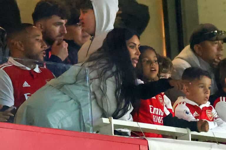 Football fans slam ‘bizarre’ reason for Kim Kardashian attending Arsenal v Sporting Football fans slam ‘bizarre’ reason for Kim Kardashian attending Arsenal v Sporting