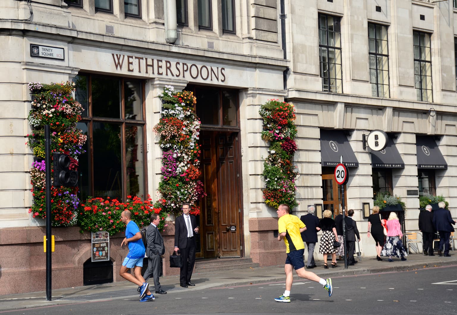 Wetherspoons forced to overhaul breakfast menu