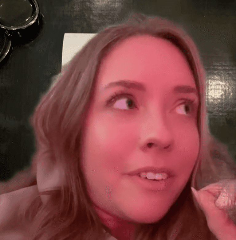 Woman shocked after finding ’employee health’ charge while looking at restaurant receipt Woman shocked after finding ’employee health’ charge while looking at restaurant receipt