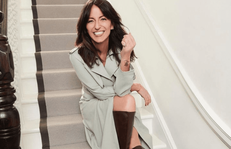 Davina McCall announced as host of ‘middle aged’ Love Island after ‘manifesting’ role Davina McCall announced as host of ‘middle aged’ Love Island after ‘manifesting’ role