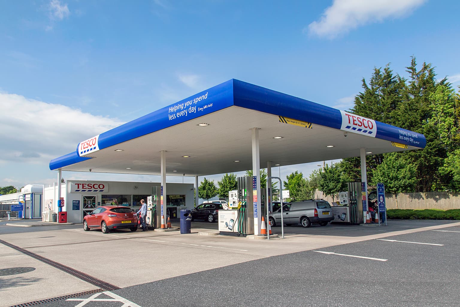 New Tesco petrol policy takes £120 from you no matter how much fuel you get