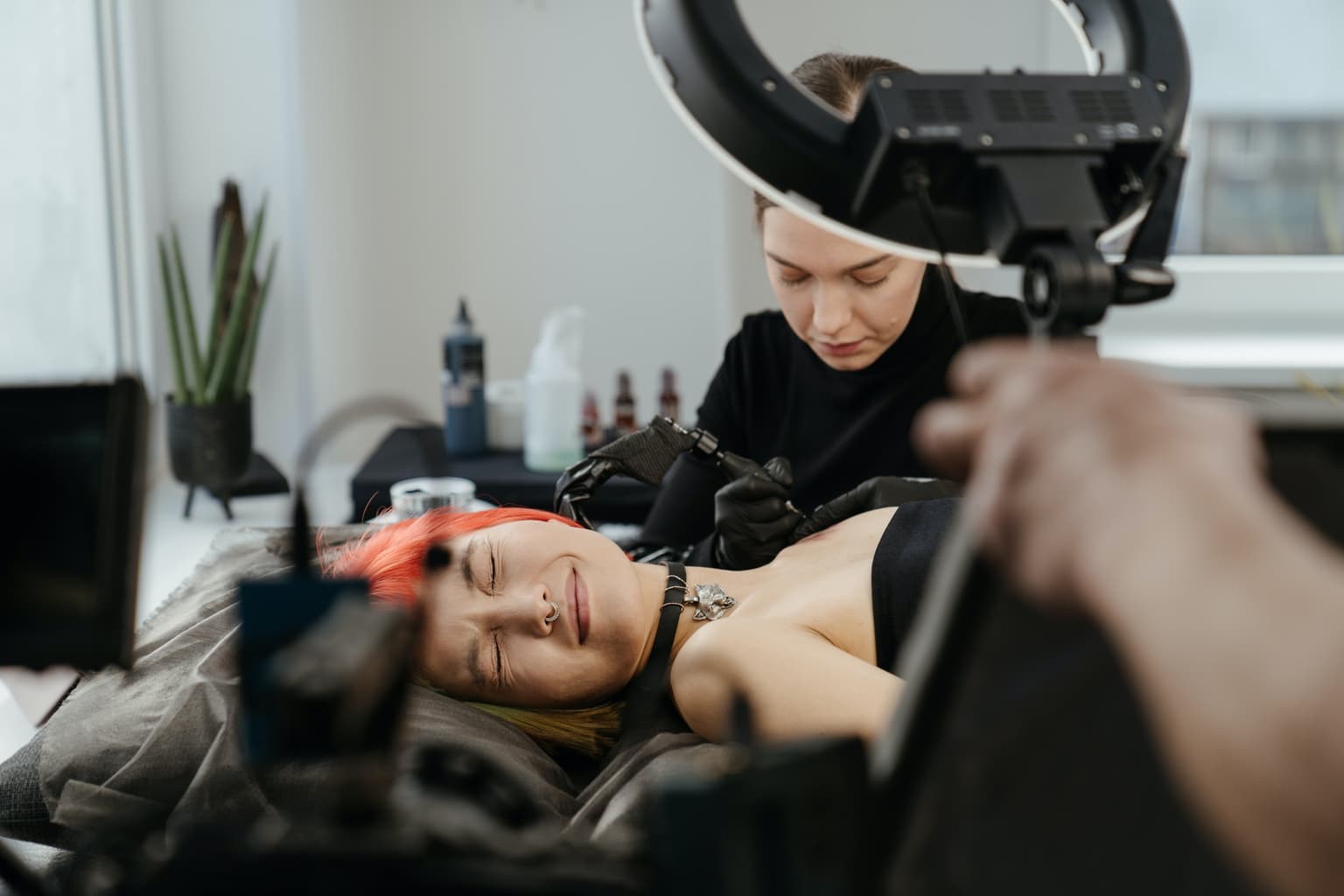 Woman who asked tattoo artist to give her freckles horrified by results
