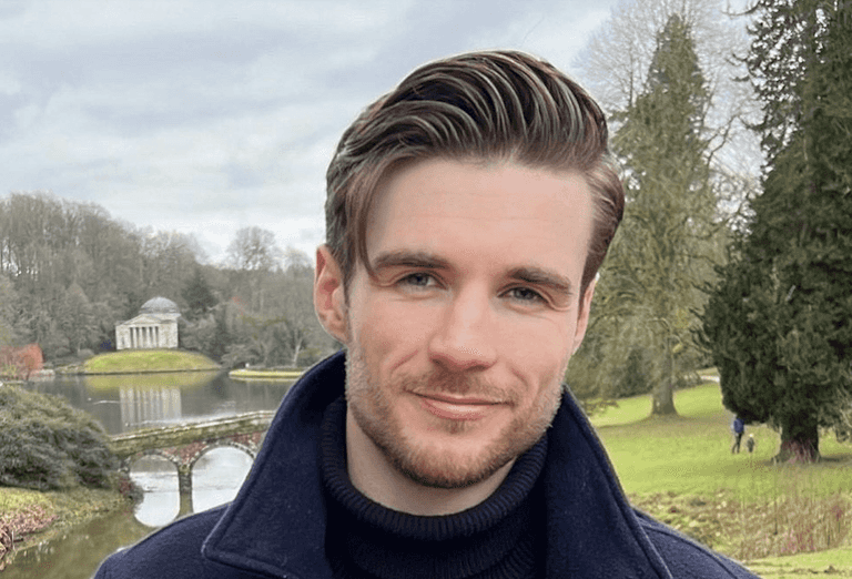 Male dating expert, 30, reveals how many dates you should go on before having sex with someone Male dating expert, 30, reveals how many dates you should go on before having sex with someone