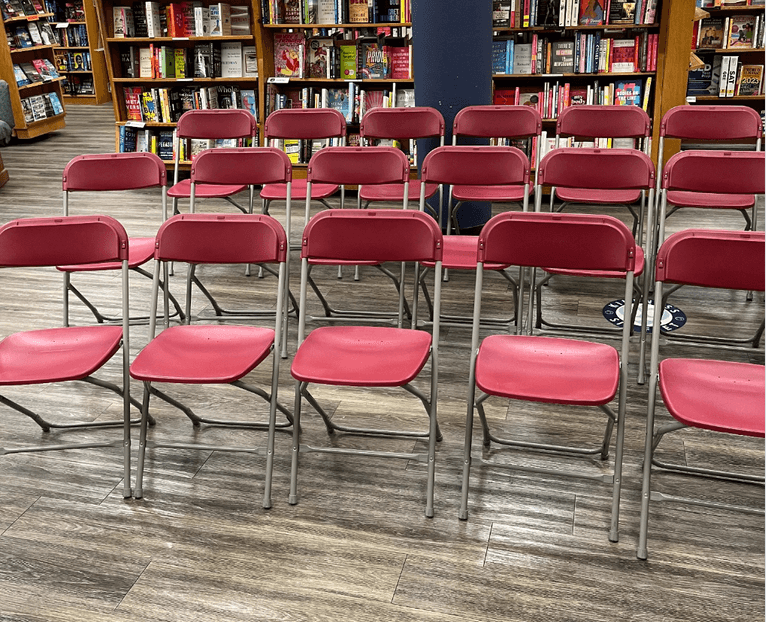 Author ‘cries all the way home’ after no one shows up to her book signing event Author ‘cries all the way home’ after no one shows up to her book signing event