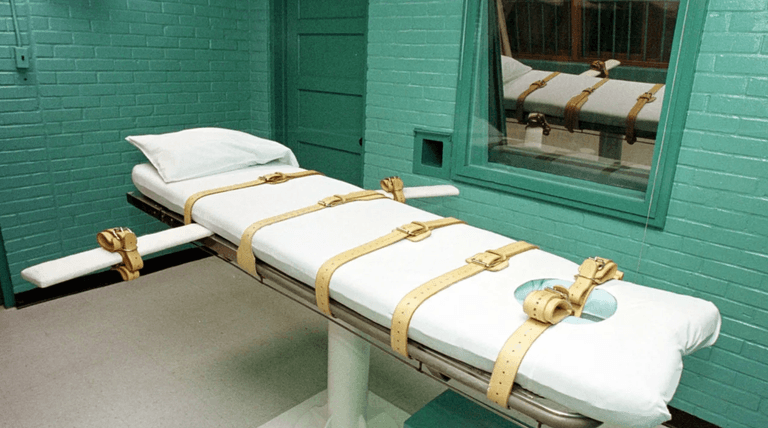 Florida passes law to give convicted child sex offenders the death penalty Florida passes law to give convicted child sex offenders the death penalty