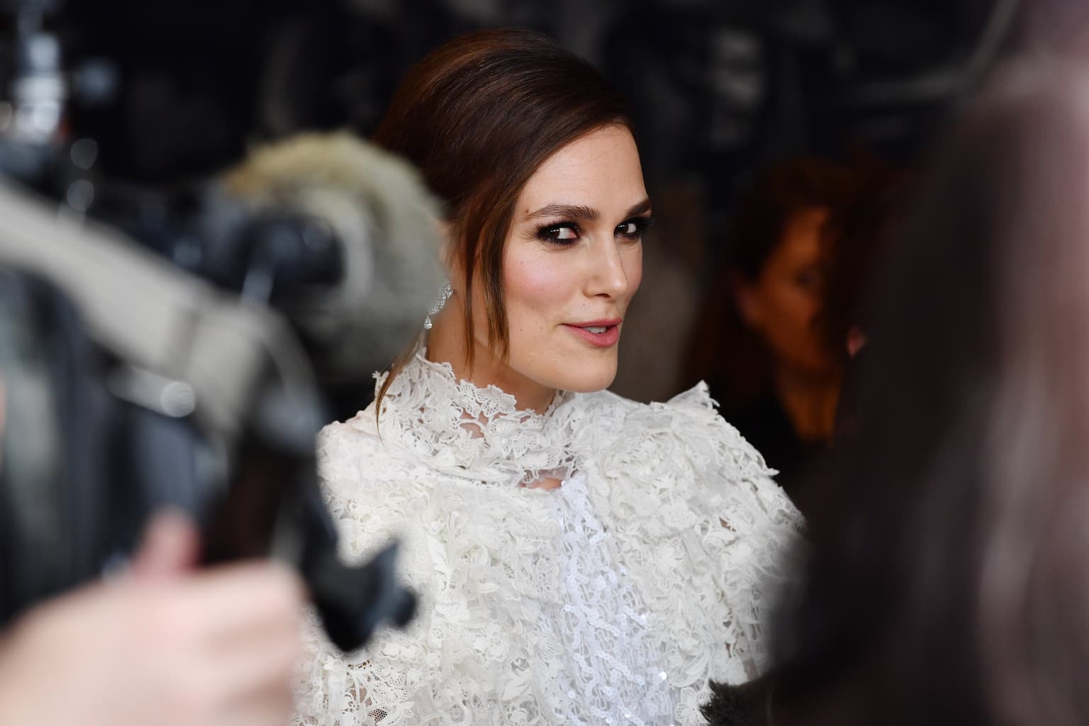 Keira Knightley says she went through years of therapy after starring in first Pirates film