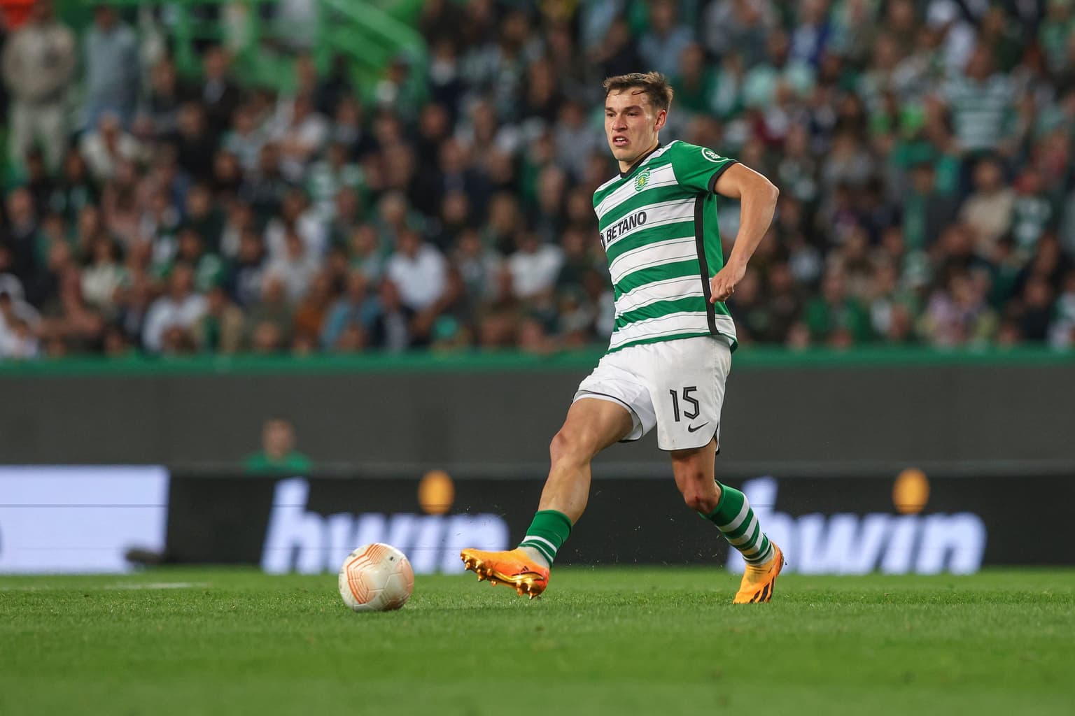 Liverpool set to meet release clause of Uruguay international