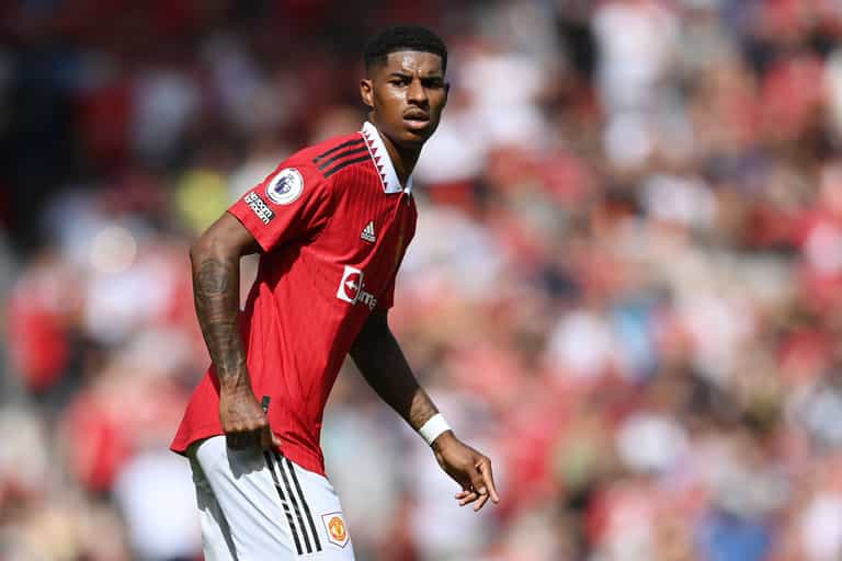 Marcus Rashford rescues female footballer from mob in nightclub Marcus Rashford rescues female footballer from mob in nightclub