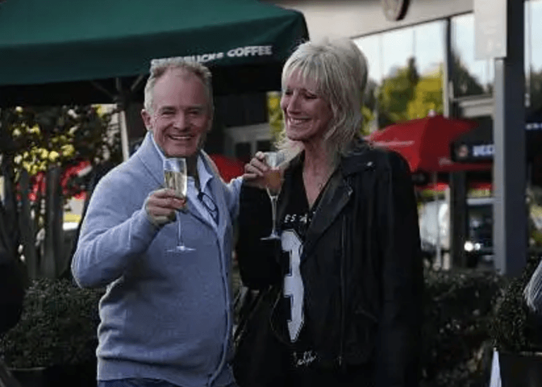 Bobby Davro’s fiancée Vicky Wright dies days after cancer news Bobby Davro’s fiancée Vicky Wright dies days after cancer news