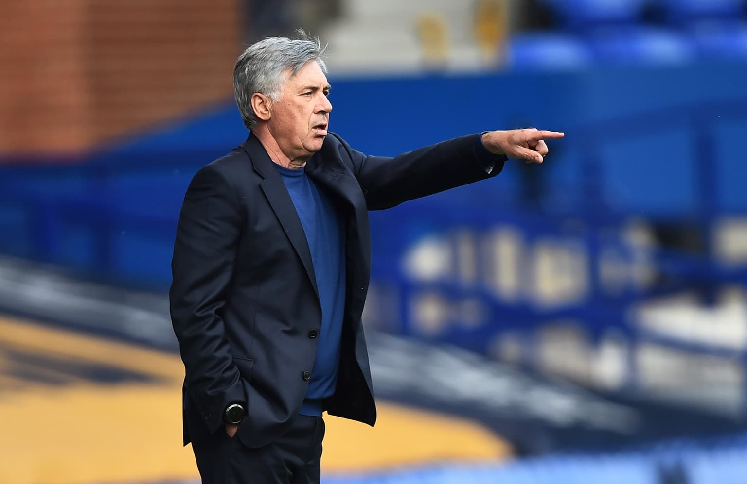 Carlo Ancelotti to sue Everton in high court