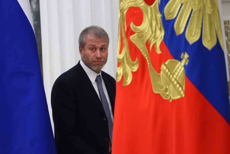 Roman Abramovich refusing to sign off £2.3bn Ukraine deal to send to war victims Roman Abramovich refusing to sign off £2.3bn Ukraine deal to send to war victims