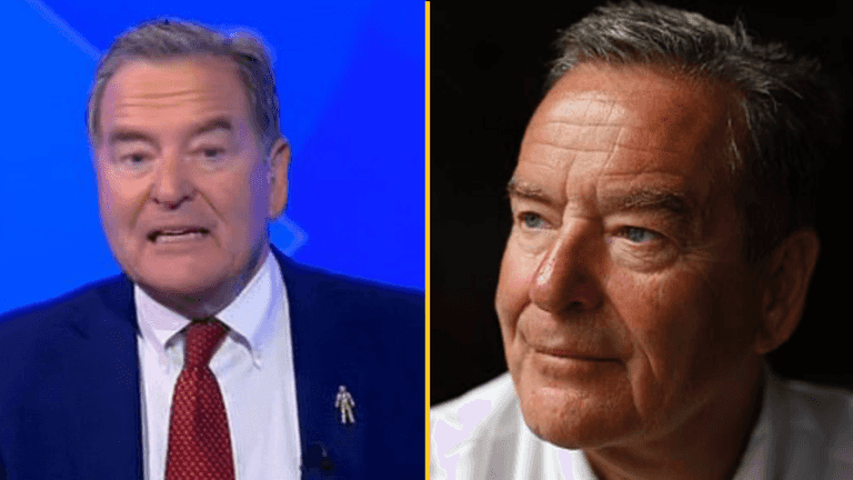 Jeff Stelling enters talks with BBC and Amazon over presenting role Jeff Stelling enters talks with BBC and Amazon over presenting role