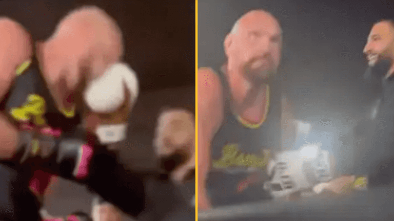 Tyson Fury punched in the face by fan Tyson Fury punched in the face by fan