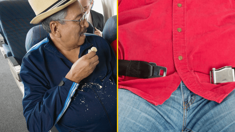 Teen switches plane seats after being put between ‘plus-sized’ passengers Teen switches plane seats after being put between ‘plus-sized’ passengers