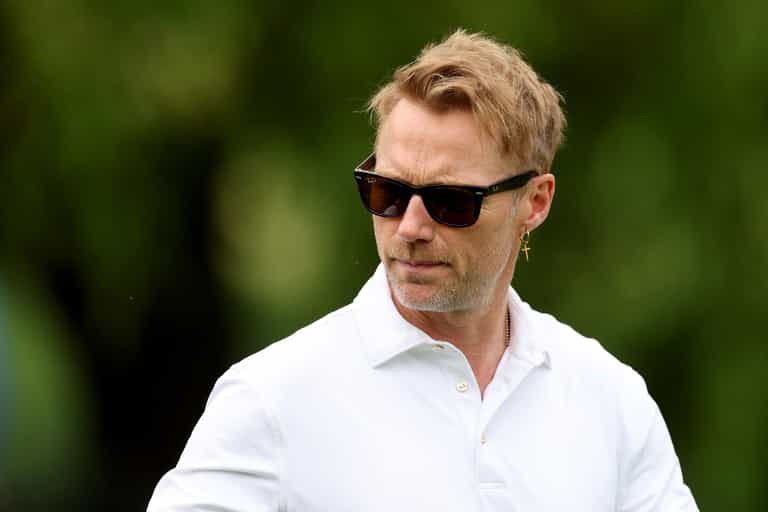Ronan Keating’s older brother killed in tragic car accident Ronan Keating’s older brother killed in tragic car accident