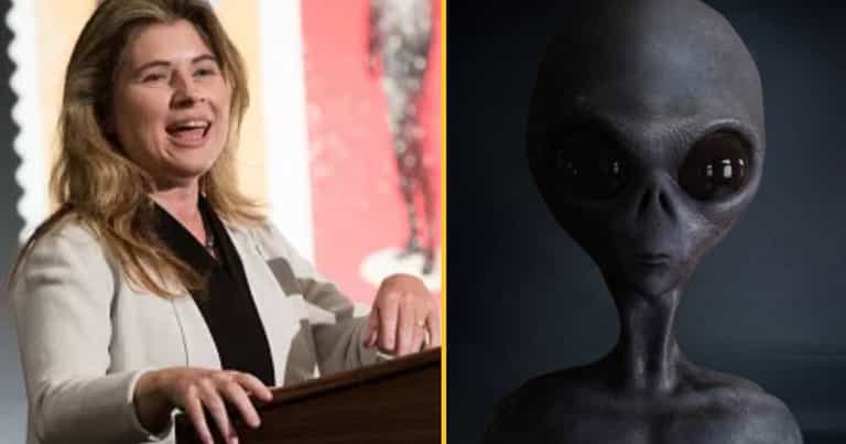Scientists are ‘absolutely certain’ aliens exist in our Solar System Scientists are ‘absolutely certain’ aliens exist in our Solar System