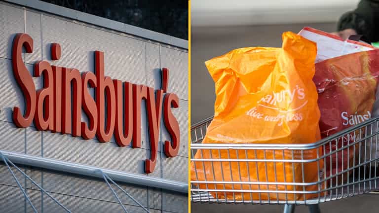 Sainsbury’s shoppers have bags searched after using self-checkout Sainsbury’s shoppers have bags searched after using self-checkout