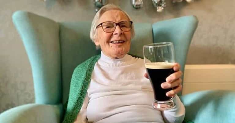 Woman, 104, says secret to long life is ‘a Guinness a day and don’t marry’ Woman, 104, says secret to long life is ‘a Guinness a day and don’t marry’