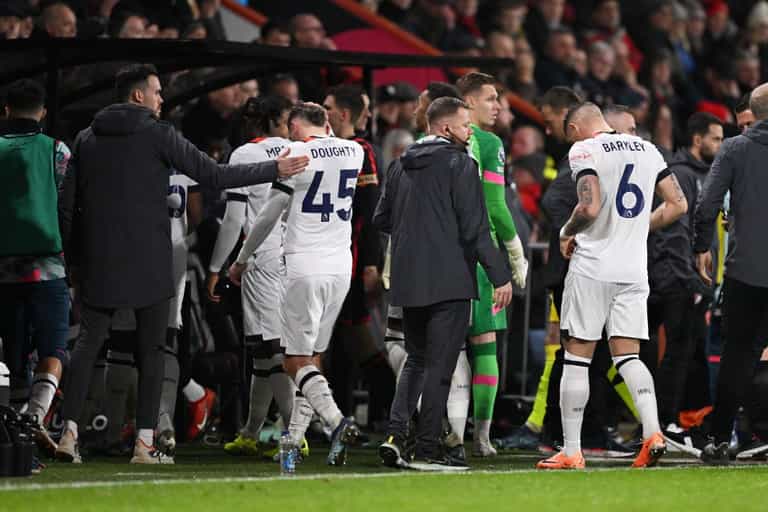 Premier League game abandoned as player collapses during game Premier League game abandoned as player collapses during game