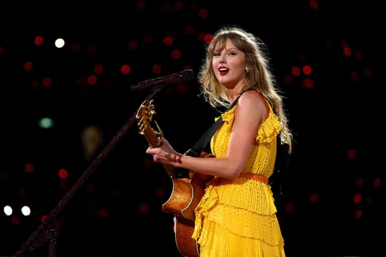 Museum looking for Taylor Swift superfan to work as advisor Museum looking for Taylor Swift superfan to work as advisor