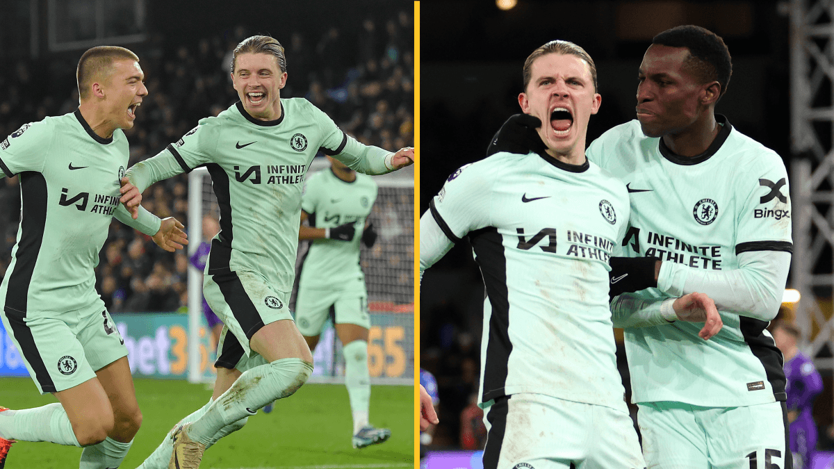 Chelsea break 118-year record with late win at Crystal Palace
