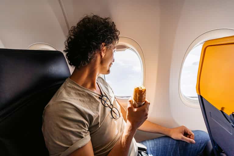 Passenger sparks debate after eating meat next to vegetarian on flight Passenger sparks debate after eating meat next to vegetarian on flight