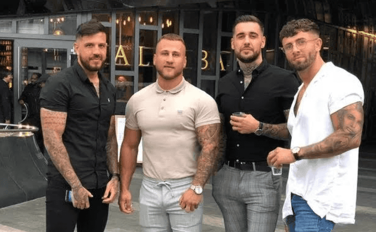 ‘Four Lads In Jeans’ recreate viral pic and everyone’s saying the same thing ‘Four Lads In Jeans’ recreate viral pic and everyone’s saying the same thing