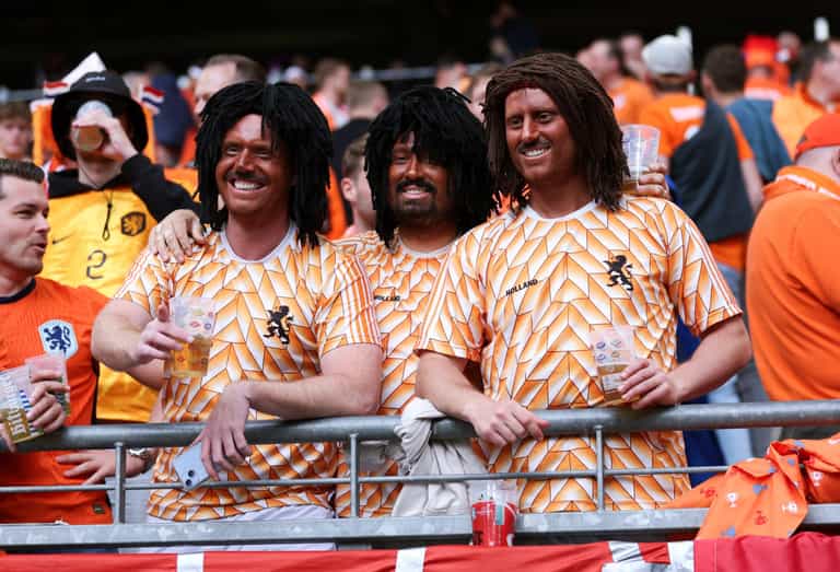 Fan who imitated Ruud Gullit in blackface says he is giving up the costume Fan who imitated Ruud Gullit in blackface says he is giving up the costume