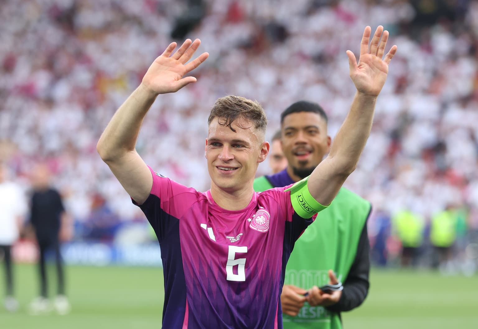 Five clubs set to battle it out to sign Joshua Kimmich on cut price deal