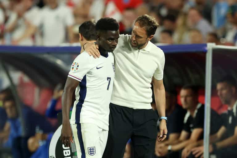 Bukayo Saka fires back on calls to play him out of position Bukayo Saka fires back on calls to play him out of position